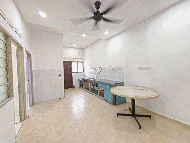 Beautiful Single Stry Terrace Fully Renovated 5Beds(Attic)-Tmn Sri Klg