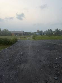 Tanah Berkeluasan 1855m2 Di Kampung Undang