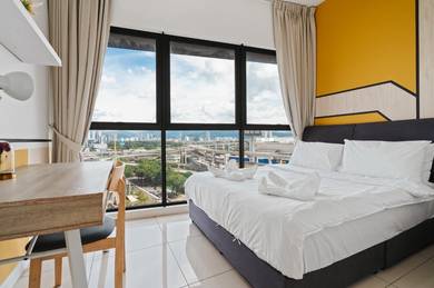 2R1B Studio Near TRX