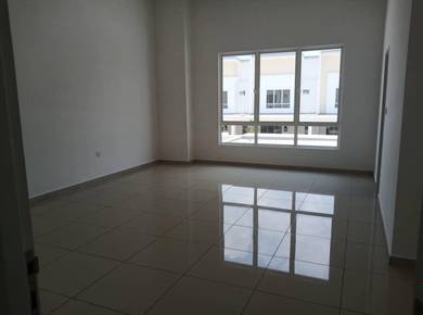 Double Storey Terrace House Bandar Sri Sendayan