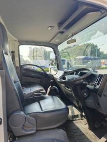 HINO XZU720R WOODEN CARGO w CANVAS