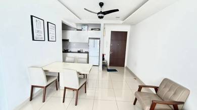 Larkin Heights Apartment @ Larkin 3plus1 bedrooms reno fully furnished