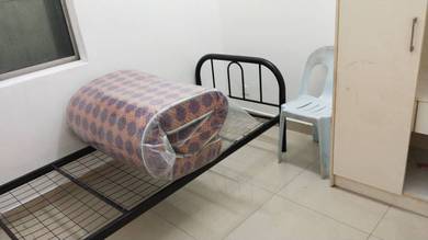 middle room for rent
