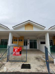 (PermatangBadak) Carporch 27kaki, Tanah blkg 17kaki, 400M ke JlnBypass
