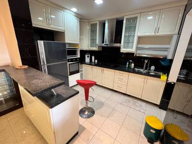 Fully Furnish Nicely renovated, Nice Green View, 2 Room 1 study area