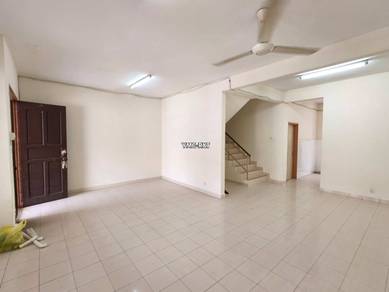Bandar Parklands KLANG Double Storey House For Rent Gated Guarded Area