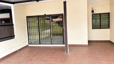 Semi Furnished 2 Stories House at Taman Asa Jaya Kajang