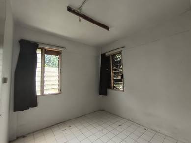 CHEAP Pending Height Flat For Rent (Rent to company only)
