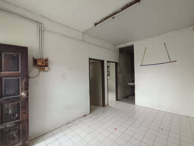 CHEAP Pending Height Flat For Rent (Rent to company only)