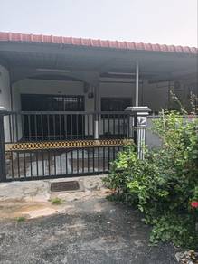House for Rent at Taman Semarak 2, Nilai | (Negotiable)