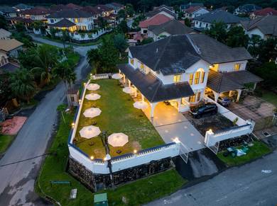 Corner Huge Land ~6000sf SEMI_D 📍Seksyen 9 2-Storey Reno & EZ Access