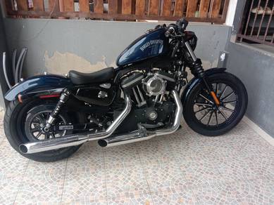 Iron 883 Sportster