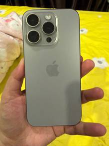 Iphone 15pro (silver)