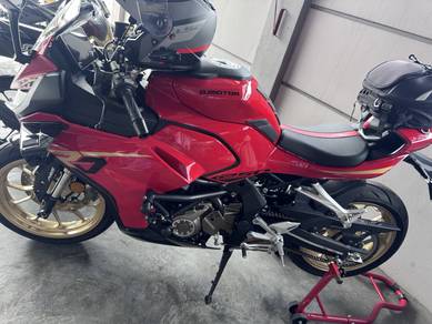QJMOTOR SRK250RD Red 2026 – Excellent Condition