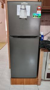 Peti Ais 200 Litre (Condition 9/10 = Macam Baru) 