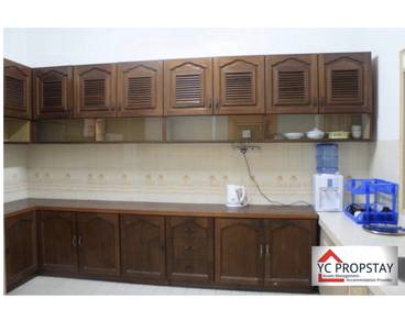 Jalan Kuala Kangsar Double Semi-D Middle Room