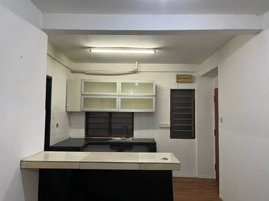 (Rumah murah/Deposit Low) Flat Taman Putra budiman @ Seri Kembangan