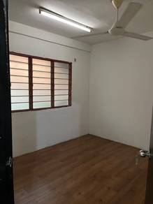 (Rumah murah/Deposit Low) Flat Taman Putra budiman @ Seri Kembangan
