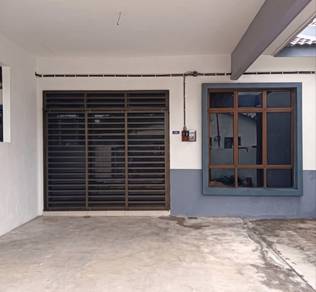 1-storey-Terraced-House-for-rent-Ayer-Molek-Melaka