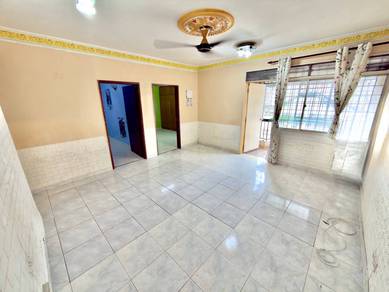 With Lift |Perdana Court Apartment, Pandan Perdana Kuala Lumpur
