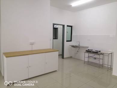 Parkland kajang 2 partial cheap 2 rooms 1cp walking distance to KTM