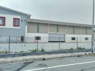 Nilai Semi Detached Factory Nilai 3,Nilai impian For Rent