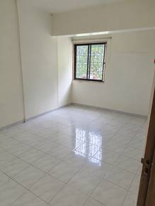 Renovated Move in Farlim Flat For Sale