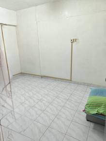 Renovated Move in Farlim Flat For Sale
