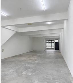 Taman Puncak Jalil,Ground Floor, Facing Main Road, Prime Location