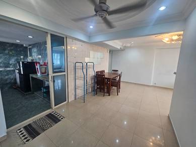 Below Market Full Renovate Vista Serdang Apartment 3R2B Seri Kembangan