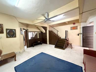 [Fully Tiles] [Extended Kitchen] Rumah Teres 2 Tingkat Bukit Sekilau