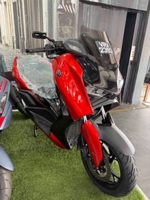 Yamaha XMAX 250 V3