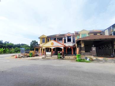 Teres 2 tingkat Indera mahkota 6 Kuantan (fecing open depan padang)