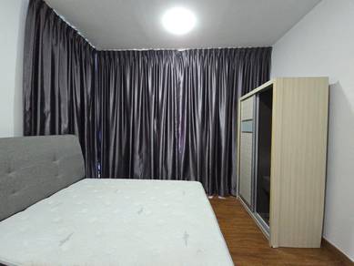 Boulevard serviced apartment for sale full loan non bumi freehold 2cp