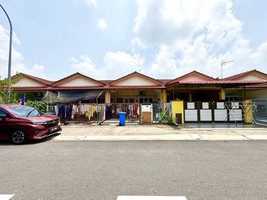 Single Storey Taman Universiti, Jalan Tanjung Karang, Seksyen 30