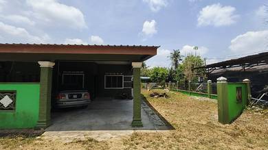 Rumah untuk disewa, Tanah merah (Bulan 11/2026)