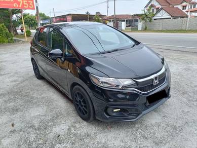 Honda JAZZ 1.5 E MY14 GK (A) LOAN KEDAI IC SJ