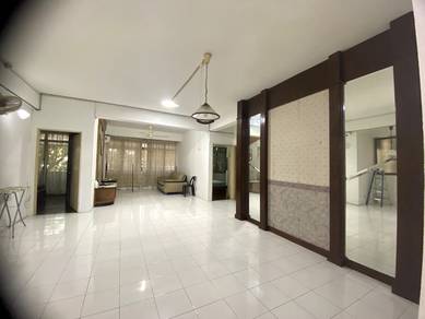 Heritage Apartment , 1206 sqft , Near Hospital , Georgetown .Penang