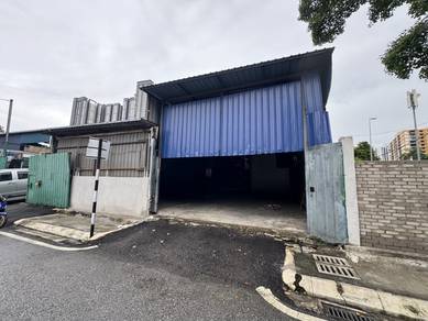 Shop Warehouse for Rent in Sentul