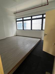 ICON City Office Lot For Rent (Warehouse can be)
