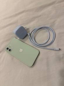iPhone 12 128 w/ Charger
