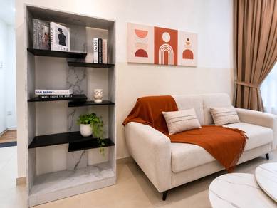 Whole Unit | 2 Bed 2 Bathrooms | Fully Furnished | Reizz Residence