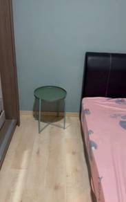 SMALL ROOM For Rent – THE HENGE, KEPONG