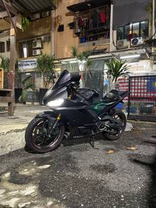 Yamaha YZF R25 V2