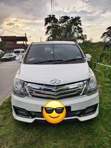 Hyundai GRAND STAREX 2.5 ROYALE MY2014 (A)