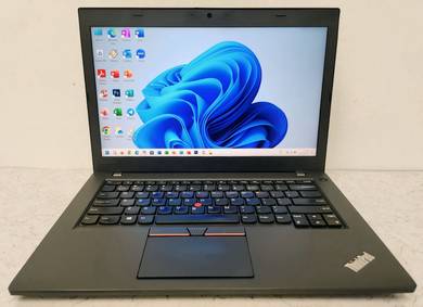 Ultrabook Lenovo i5 7th Gen.
