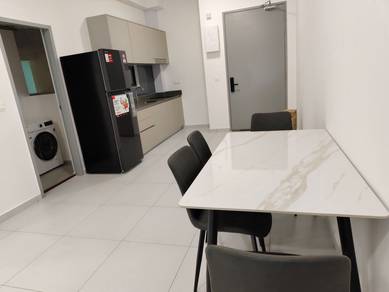 Fully Furnished 2 Bedroom + 2 Carpark @ Sinaran Utropolis Tower A