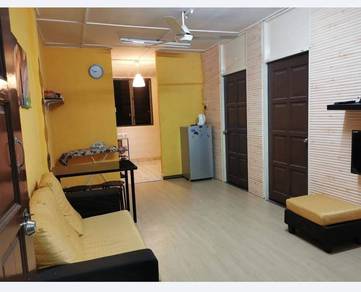 Next to Lrt wangsa Maju room to rent