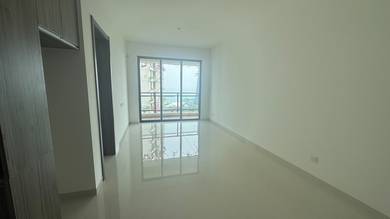 Regalia Park @ Forest City Near Second Link High Floor For Rent