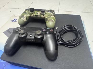 PS4 1 TB Jet Black for sale - Used